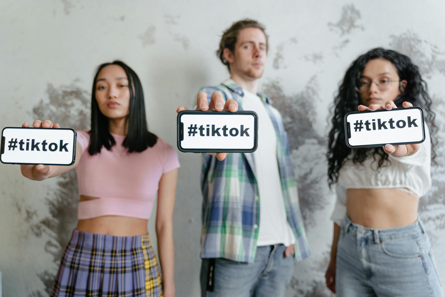Comment l'IA transforme TikTok et les autres applications de vidéos courtes