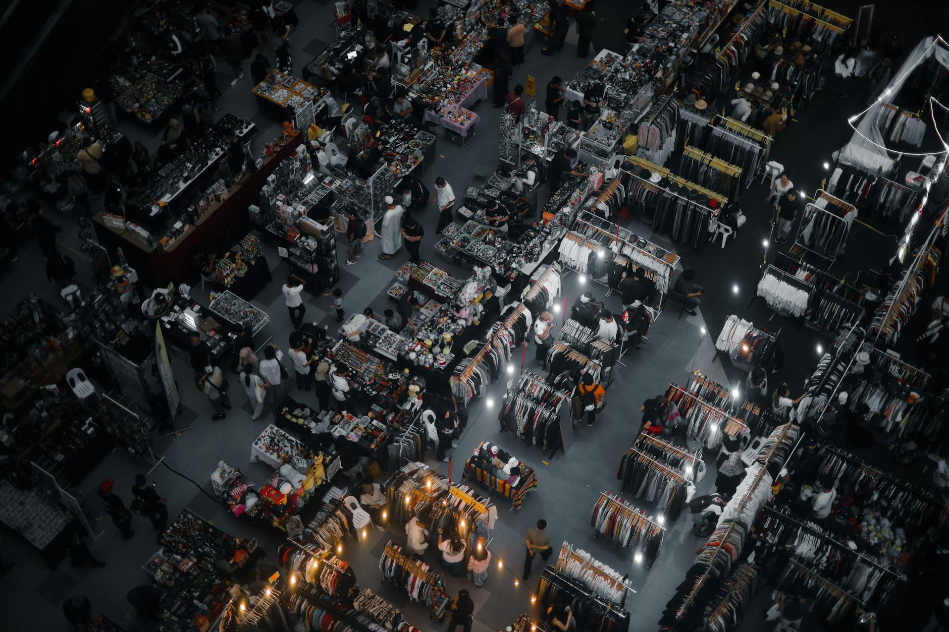 Marketing Hub — Полное руководство по интегрированному маркетингу и росту