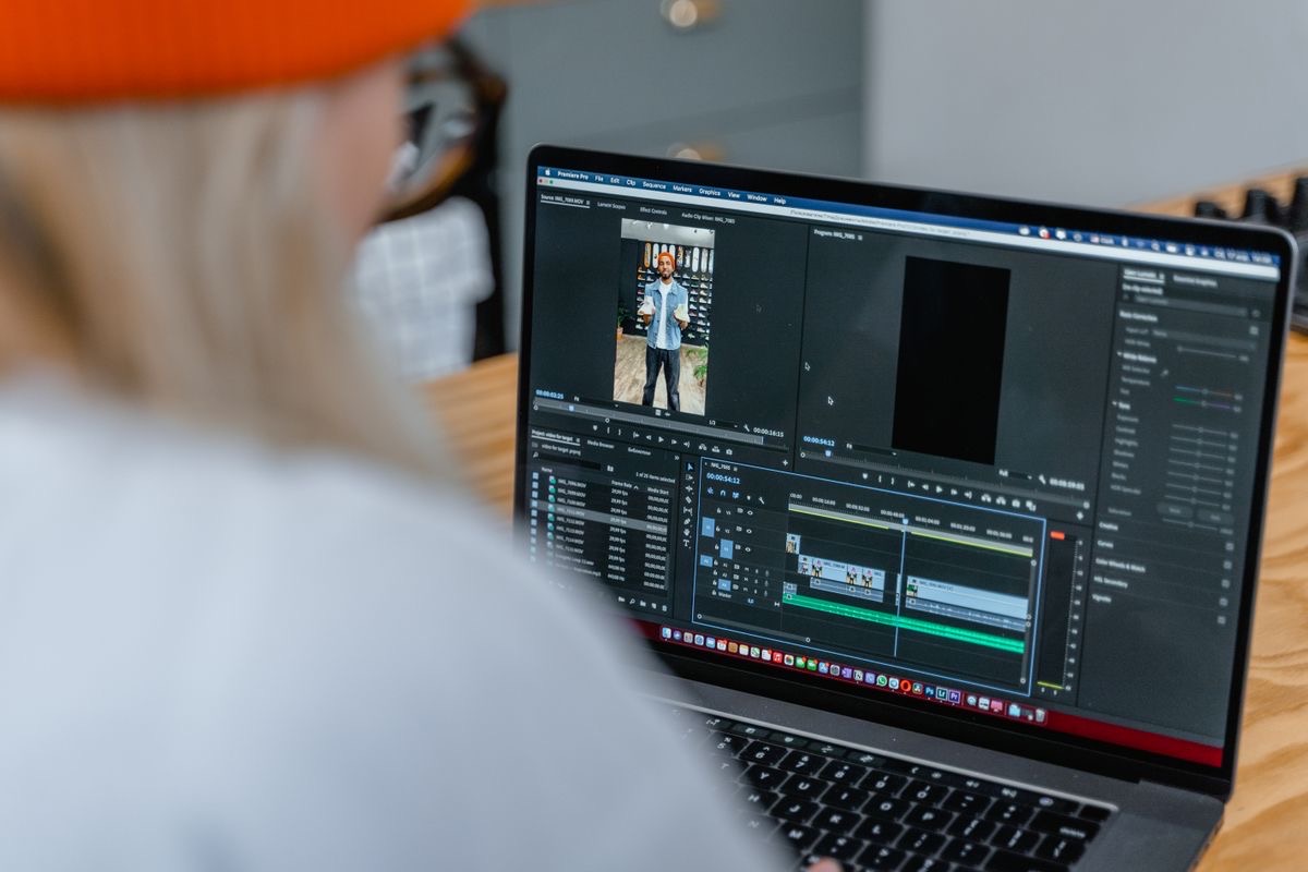 How to Use AI Captions to Boost Video Retention in 2026
