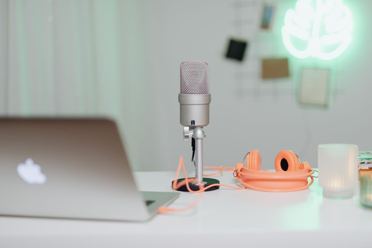 How to Turn Your Content Into an AI Podcast in 2026